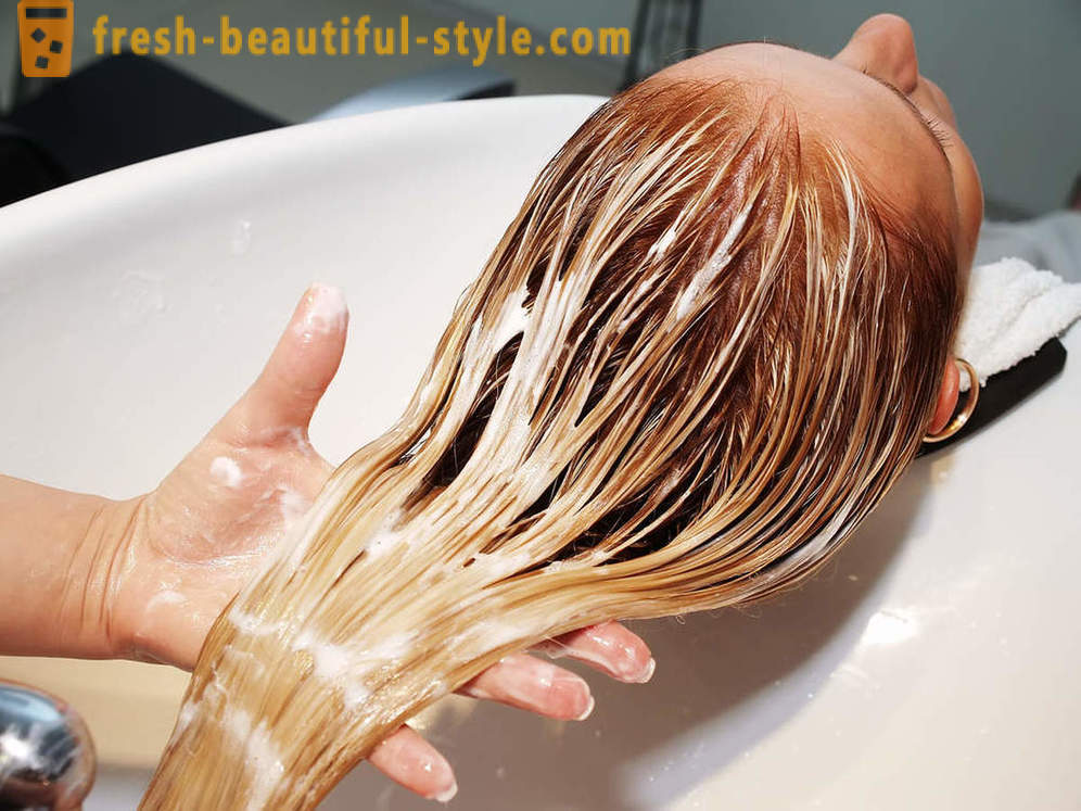 Ламиниране на коса у дома: за ползите, рецепти и снимки