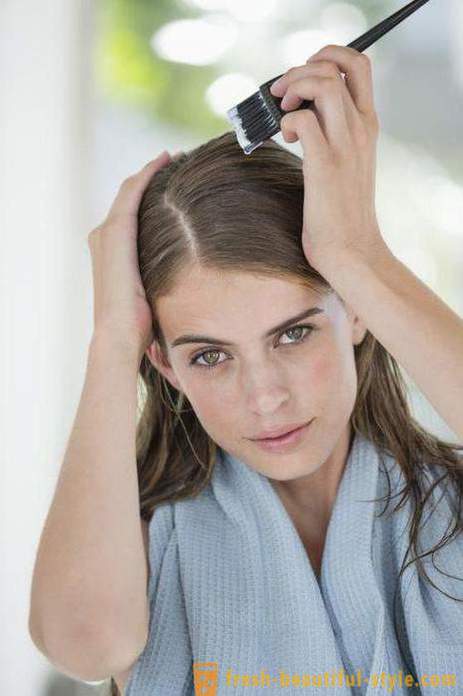 Как най-добре да се боядисват косата си: на мръсна или чиста коса? Как да се боядисват си боя за коса