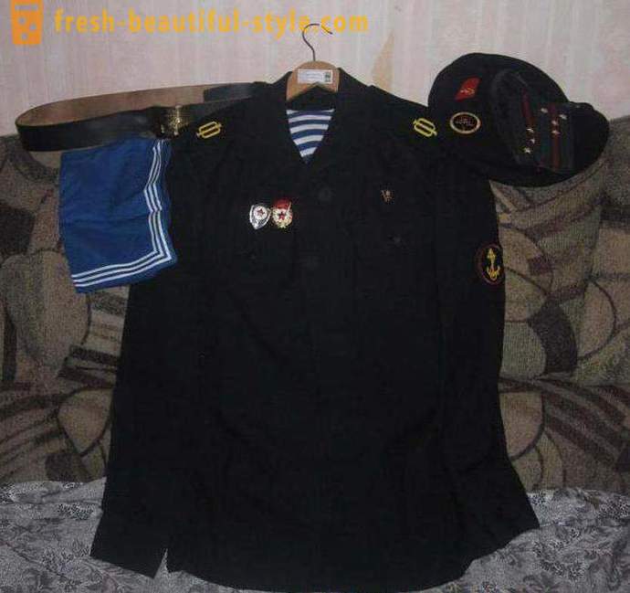 Casual и парадна униформа на Военноморските сили