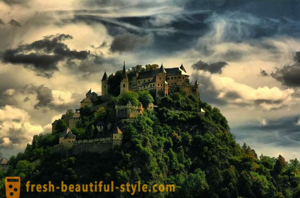 Приказка замъци от цял ​​свят
