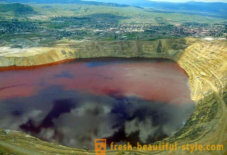 Коя е най-отровната езеро