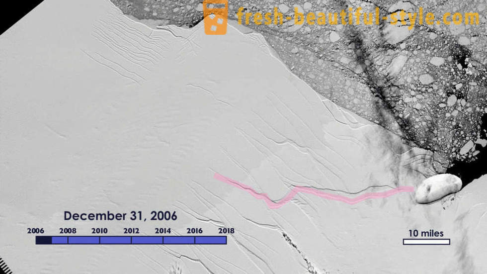 Айсберг от Антарктида се откъсва с площ от повече от две от Москва