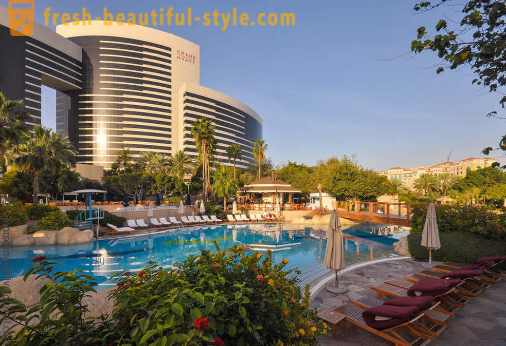 Разходка в луксозен хотел Grand Hyatt Dubai