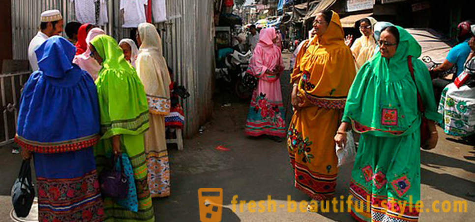 Животът в индийски секта, която все още прави женско обрязване