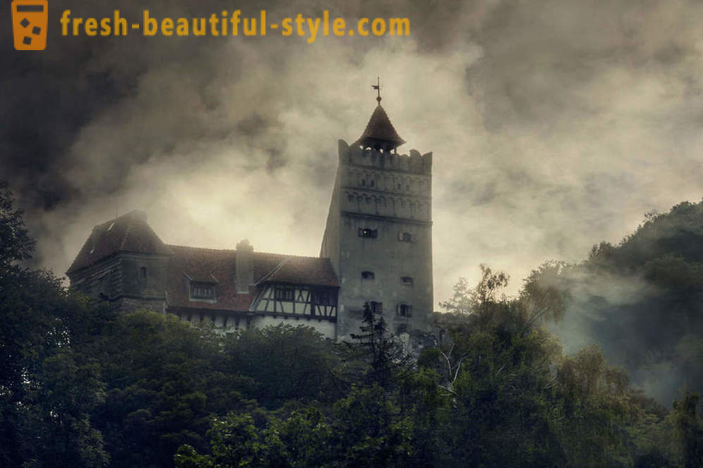 Замъкът на Дракула: Трансилвания визитка
