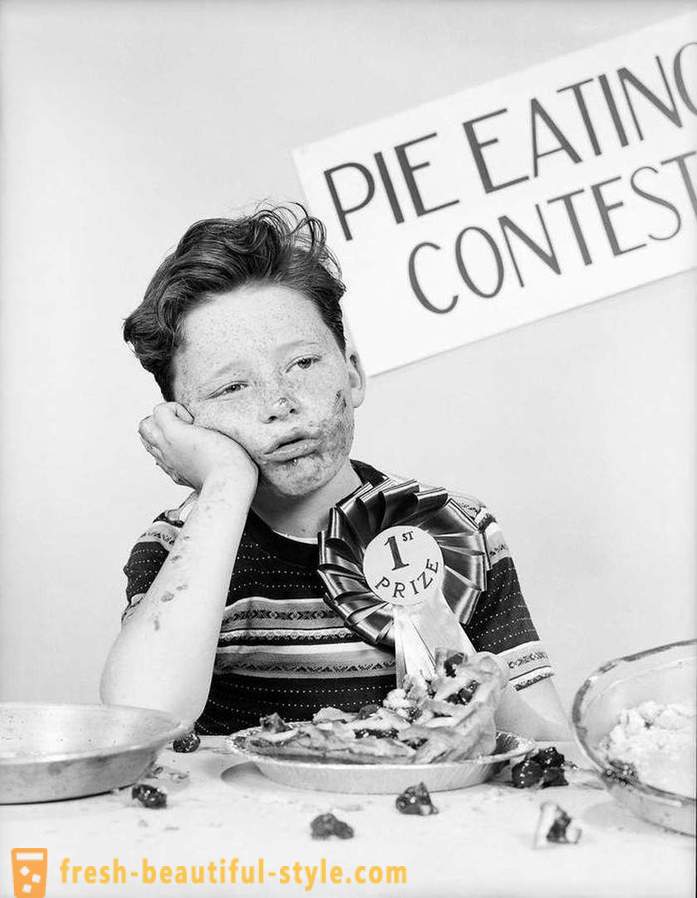 1915-1987 година: търгове за конкурентен хранене