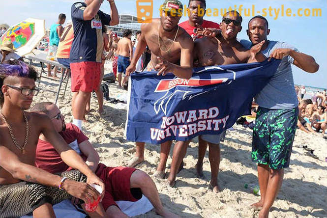 Като американски студенти прекарват ваканциите си в Маями