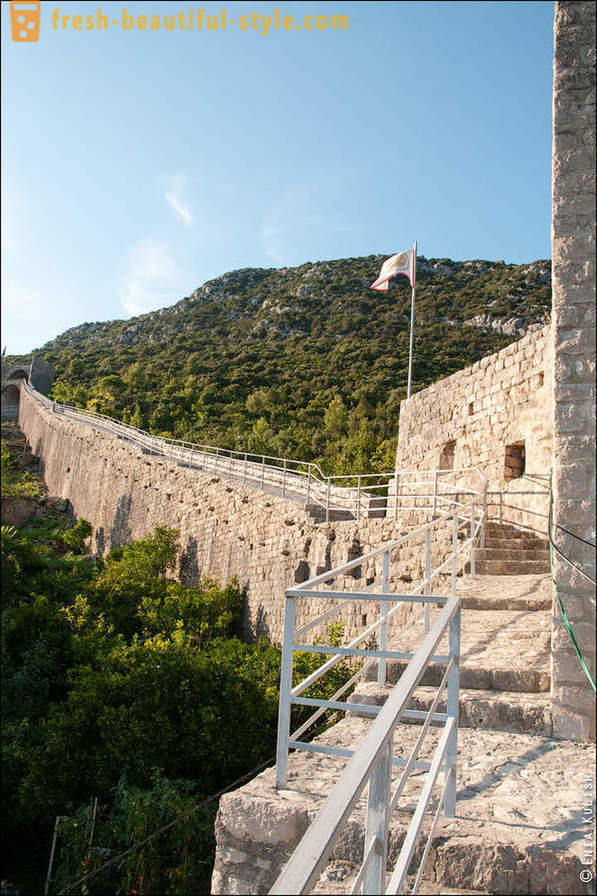 Разходка по китайска стена хърватския полуостров