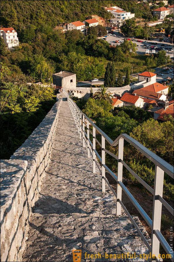 Разходка по китайска стена хърватския полуостров
