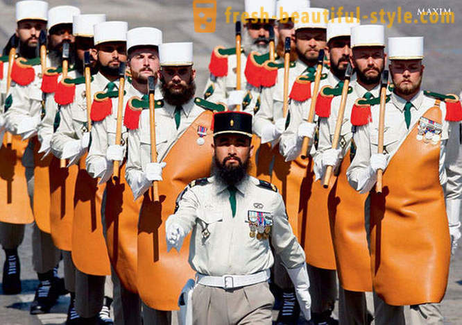 Смешните униформи в света