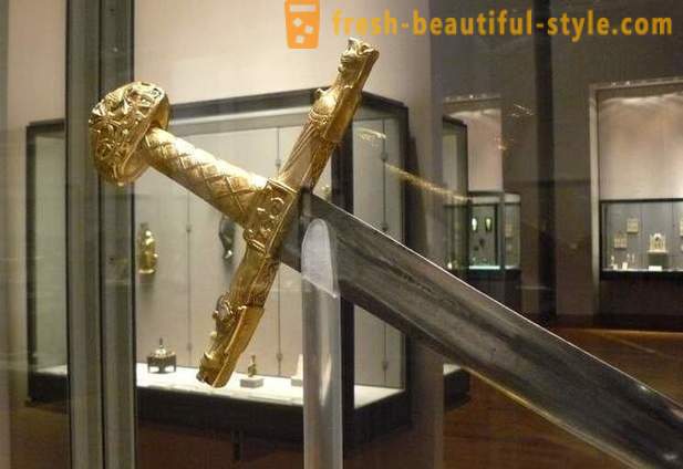 12-те най-известните мечове, които са съставени легенди