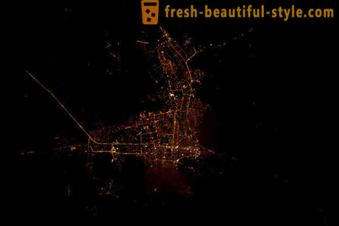 Нощни градове от пространство - най-новите снимки от МКС