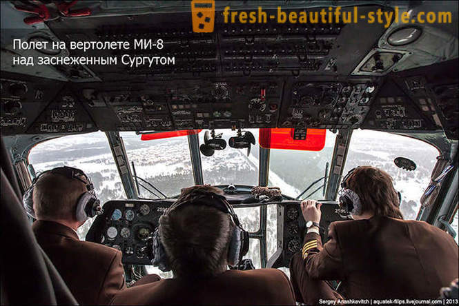 Flying с хеликоптер Ми-8 на сняг Сургут