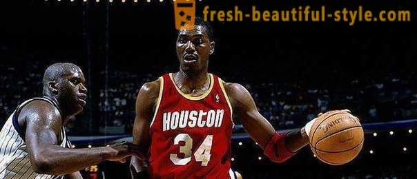 Хакийм Олайджуон - един от най-център в историята на НБА