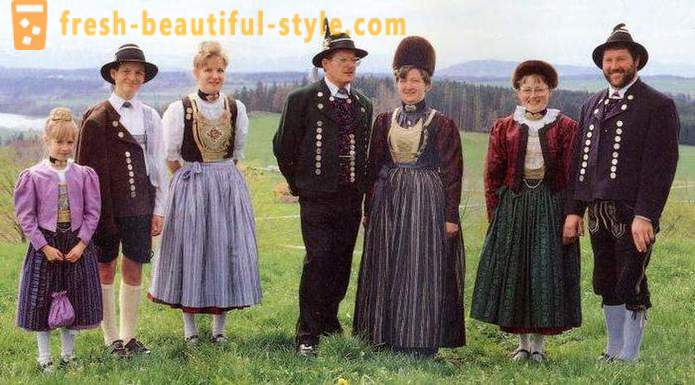 Германските национални костюми за жени, мъже и деца. Етнически облекла