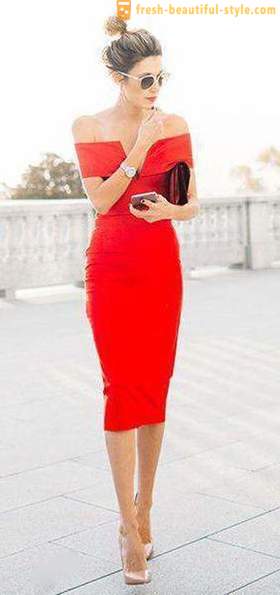 Червената рокля случай: най-добрата комбинация, особено избора и препоръка