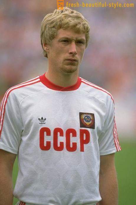 Алекс Mickle, украински футболист: биография, семейство, спортната си кариера