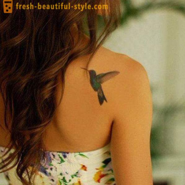 Hummingbird татуировка - символ на жизненост и енергия
