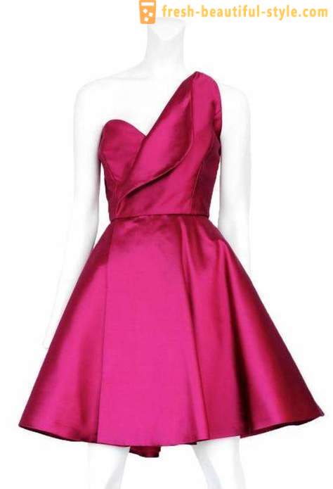 Розова рокля като основен елемент от гардероба