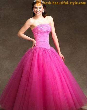 Розова рокля като основен елемент от гардероба